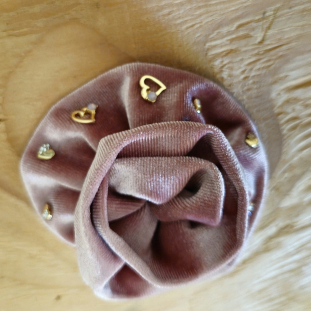 Free People Rosette Stud Earring Pack of 5 earrings - Picture 3 of 6